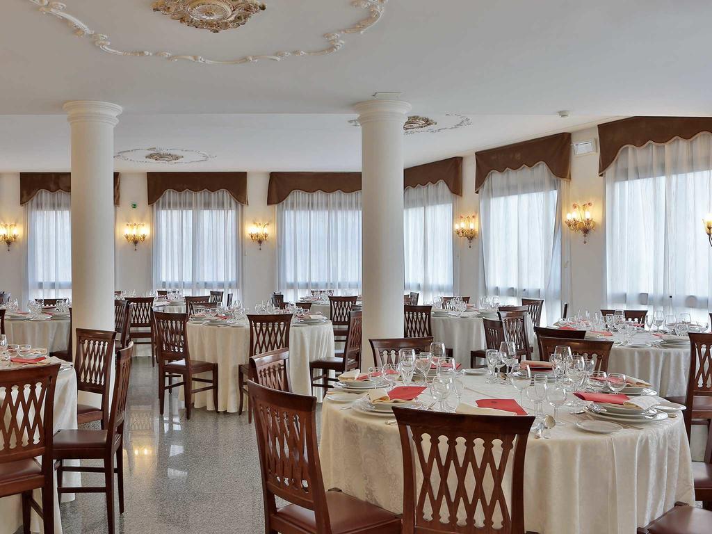 Hotel Windsor Savoia Ассизи Экстерьер фото