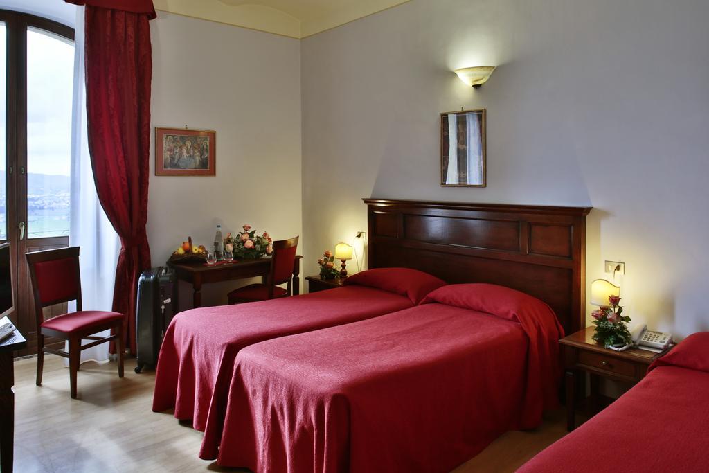 Hotel Windsor Savoia Ассизи Экстерьер фото